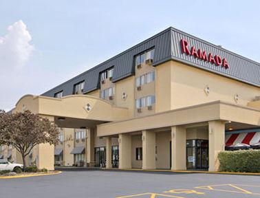 Ramada Fairview Heights Hotel Bagian luar foto